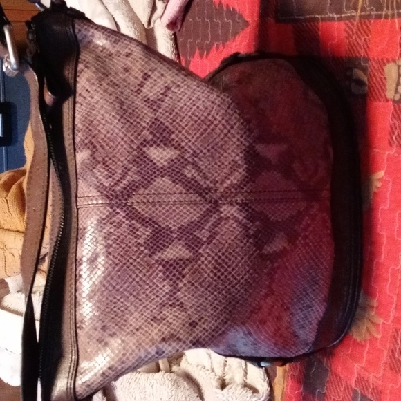Fossil | Leather Snake Skin Bucket Bag - Picture 3 of 14